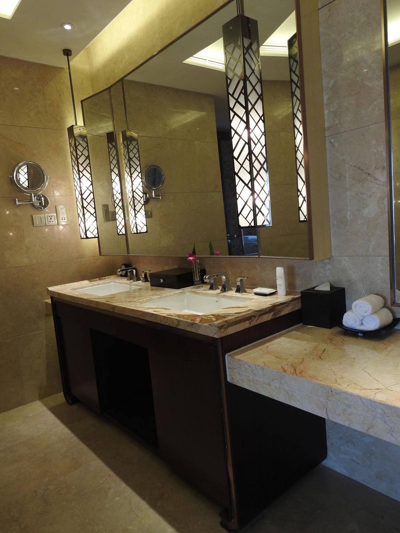 Radisson Blu Hotel Kashgar Eksteriør bilde